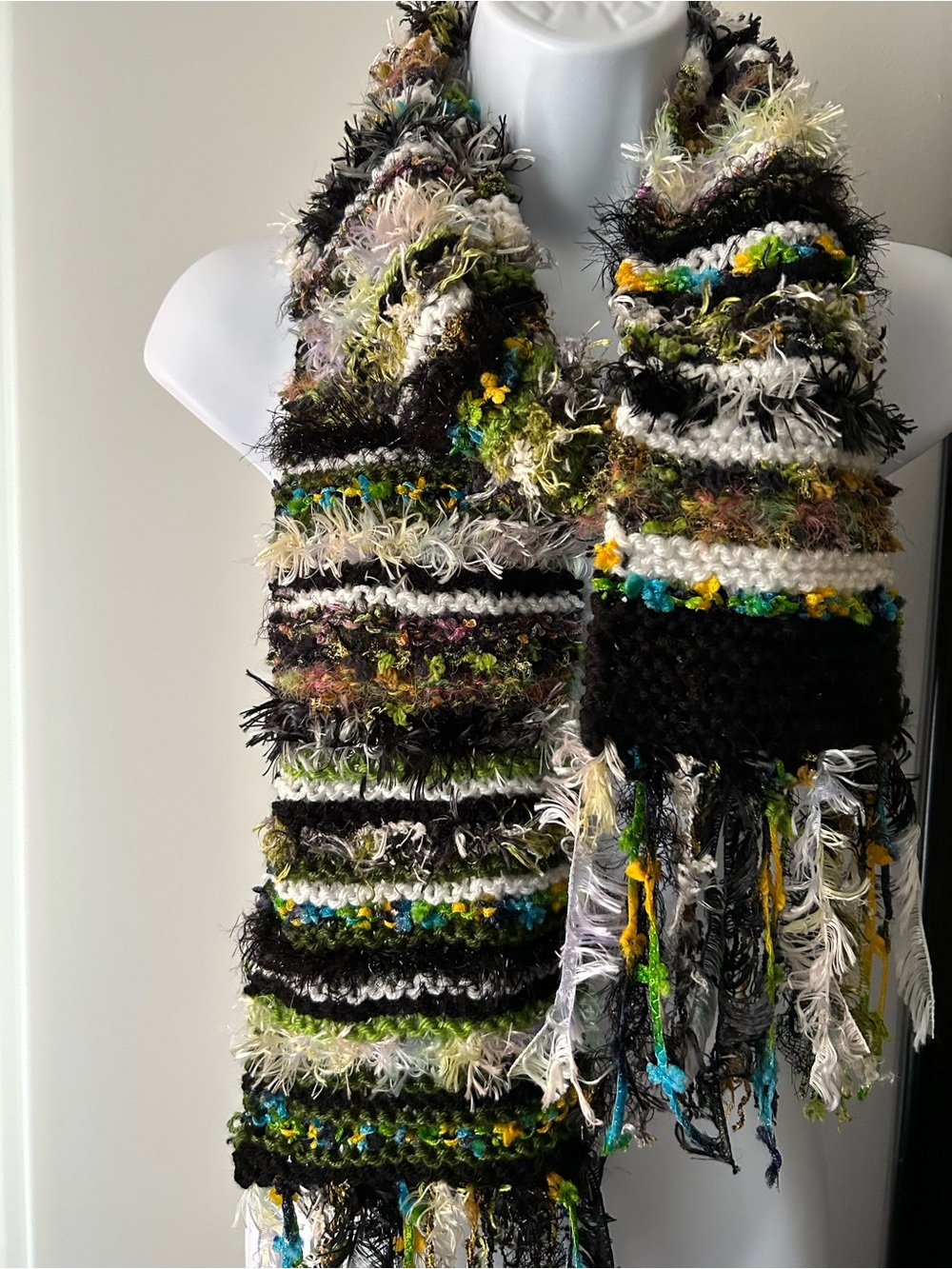 Multicolor Textured Fringe Scarf in Black, White & Green